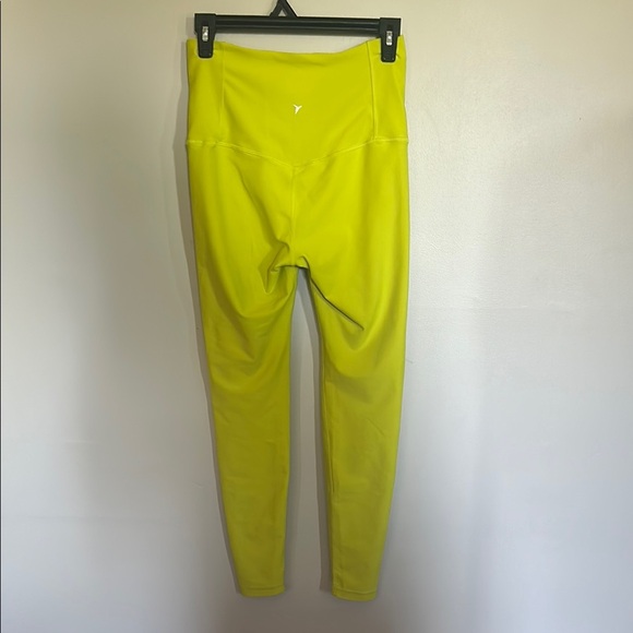 Old Navy Active Bright Yellow Powersoft Leggings - Picture 6 of 6